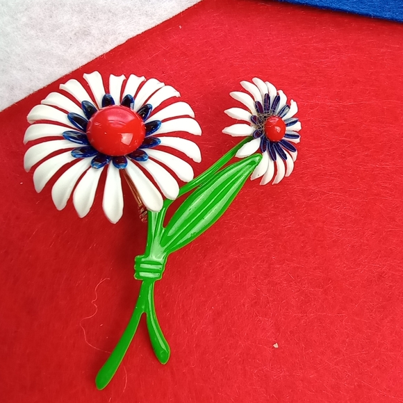Enameled Metal & Vinyl Double Stem Flower Brooch Pin Red White Blue and Green - Picture 1 of 6